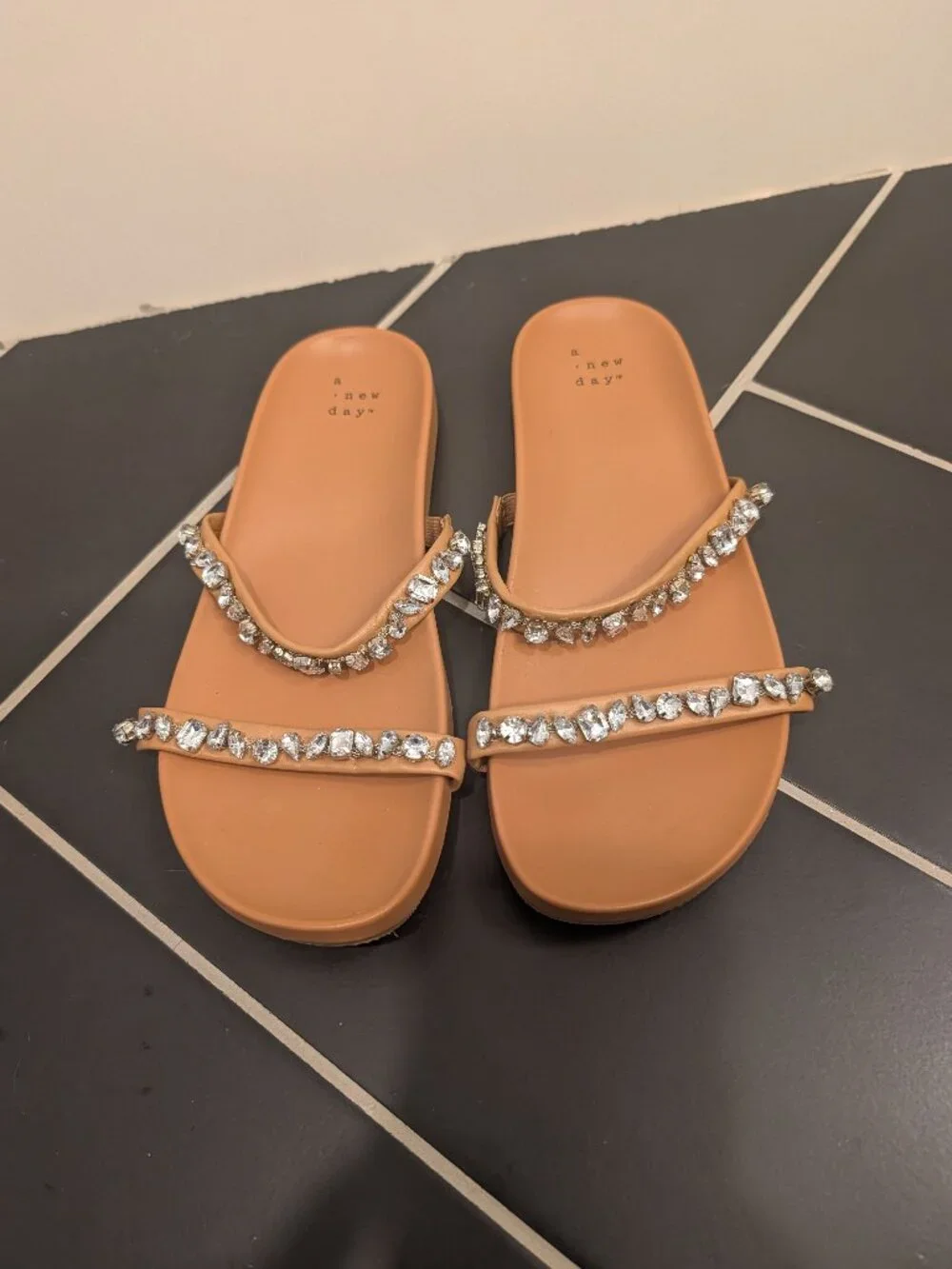 A NEW DAY sandals